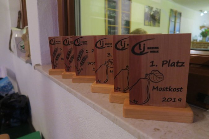 Most- und Brotverkostung